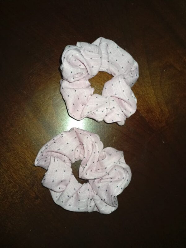 Z0005 - Scrunchie